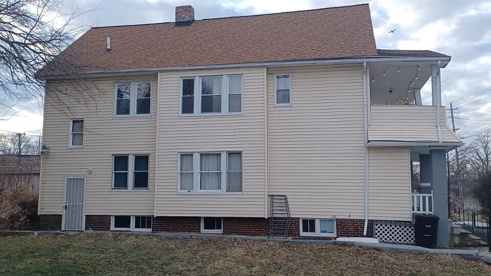 2nd image of 13416 Coit Rd