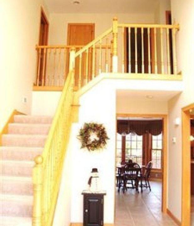 1st image of 114 Eastwind Dr