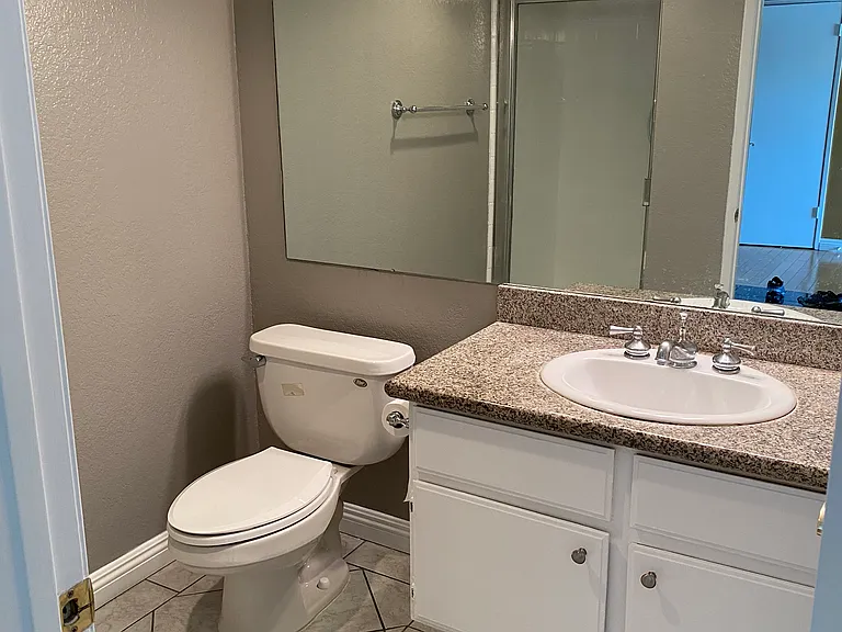 645 Balboa Ave #2C — Photo 11