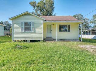 1604 Texas Ave, Orange, TX 77630