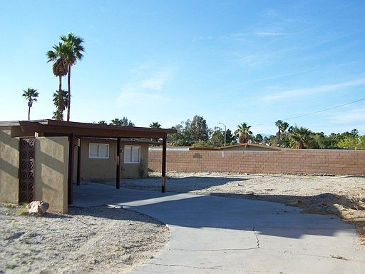 4th image of 693 W Gateway Dr
