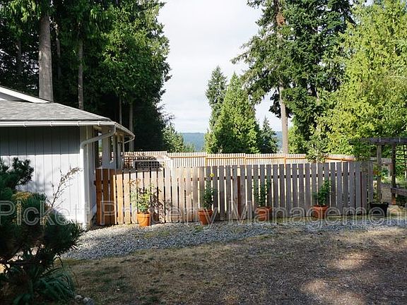 3rd image of 19153 12th Ave NE