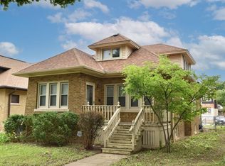 2966 N 55th St, Milwaukee, WI 53210