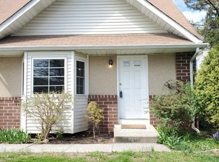 20 King James Ct, Scotch Plains, NJ 07076