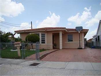 1st image of 3281 NW 15th St