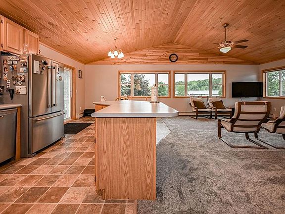 4th image of 109 Laker Drive