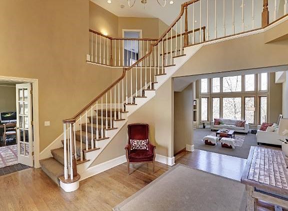 Open and Airy Spaces Galore.