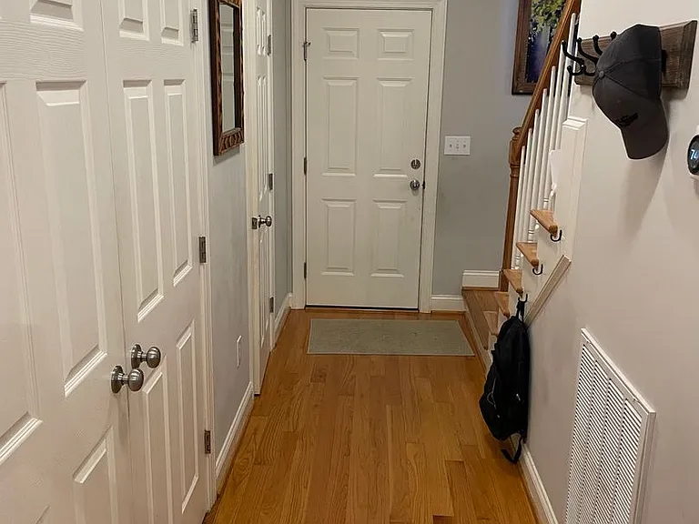 34 Woodbury Ln — Photo 21