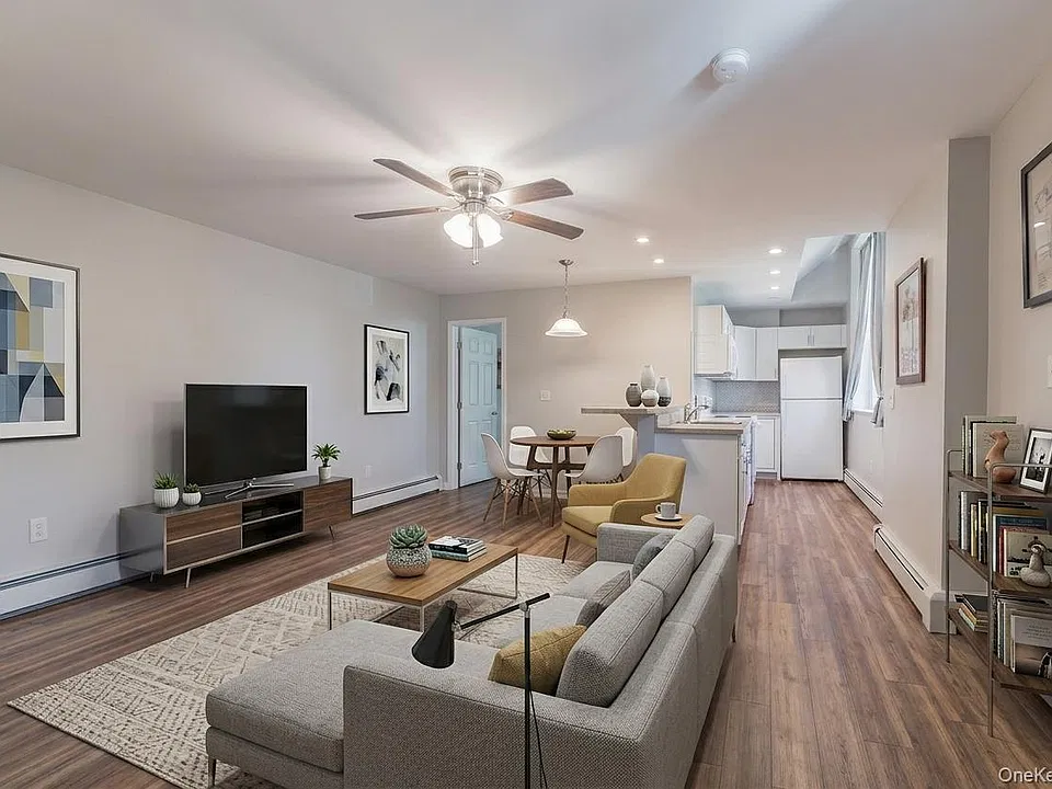 21 Idlewild Ave #8