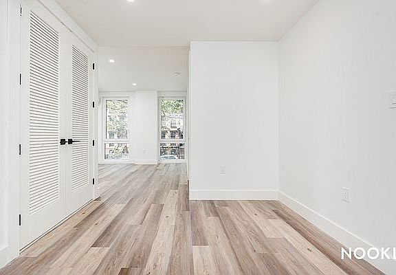 5th image of 445 Vanderbilt Ave #507