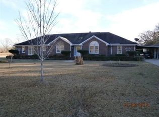 367 Oswichee Rd, Seale, AL --