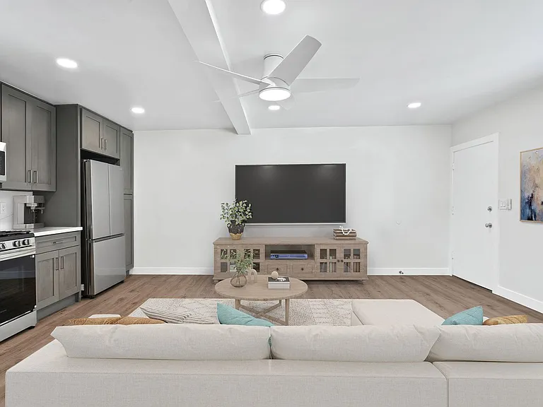 Muir Place — Photo 63