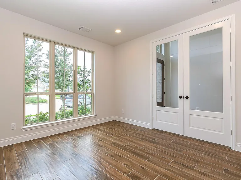 3410 Willow Crescent Ct — Photo 12