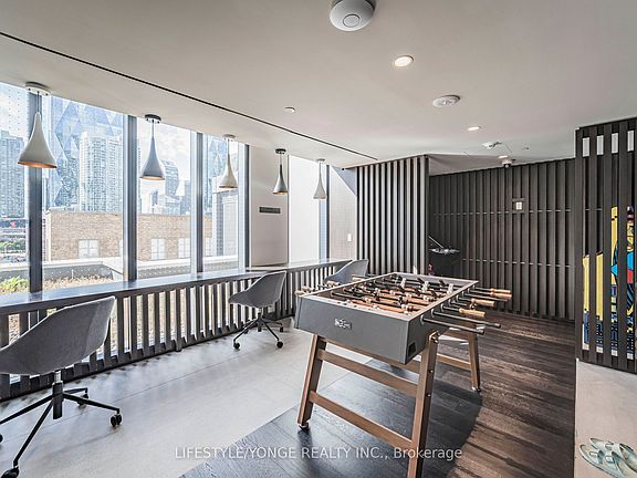 3rd image of 55 Cooper St #2611