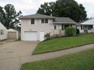 3412 Michael Dr, Rockford, IL 61108