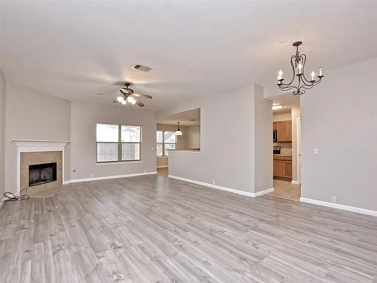 2300 Amy Lynn Ln — Photo 5