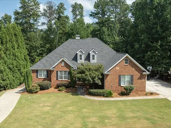 303 Vantage Dr, Jefferson, GA 30549