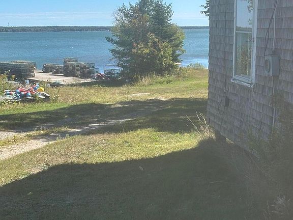5th image of 632 Gouldsboro Point Road