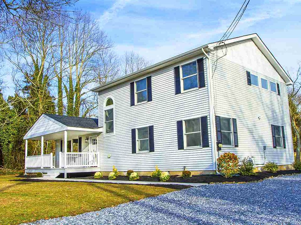 1st image of 615 Keats Ave