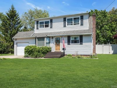 57 Wantagh Avenue, East Islip, NY, 11730