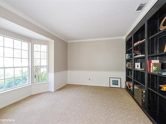 2nd image of 4607 Woodlands Village Dr