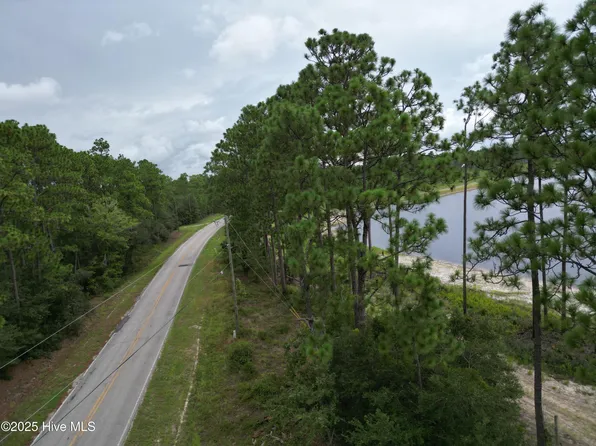 2695 E Boiling Spring Road, Southport, NC 28461