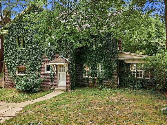 41st image of 2318 Selma Ave