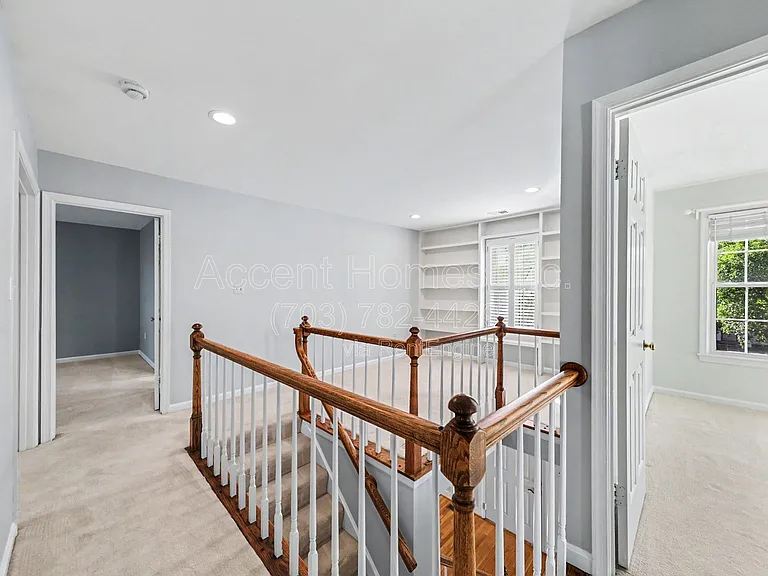 8942 Kenilworth Dr — Photo 12