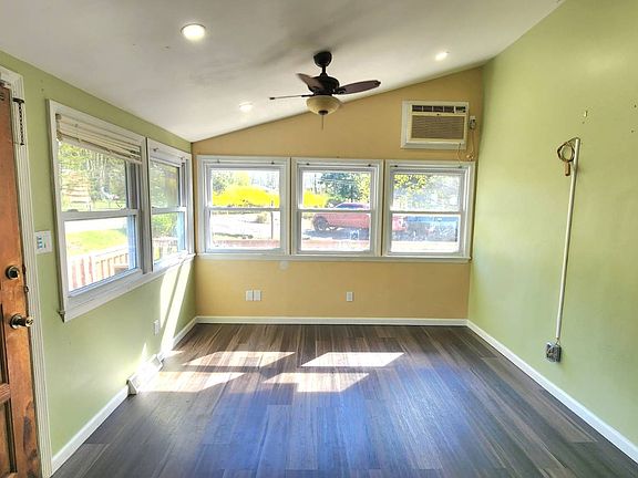 5th image of 9 Shirley Rd