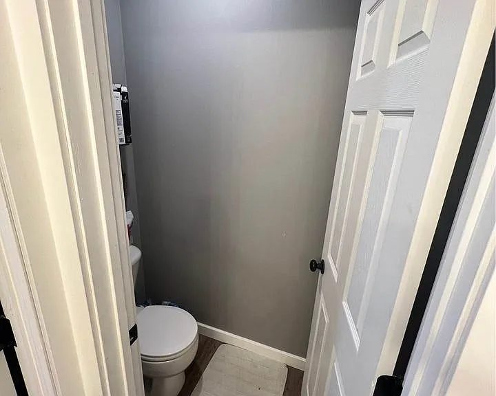 1116 S Drummond Rd — Photo 10