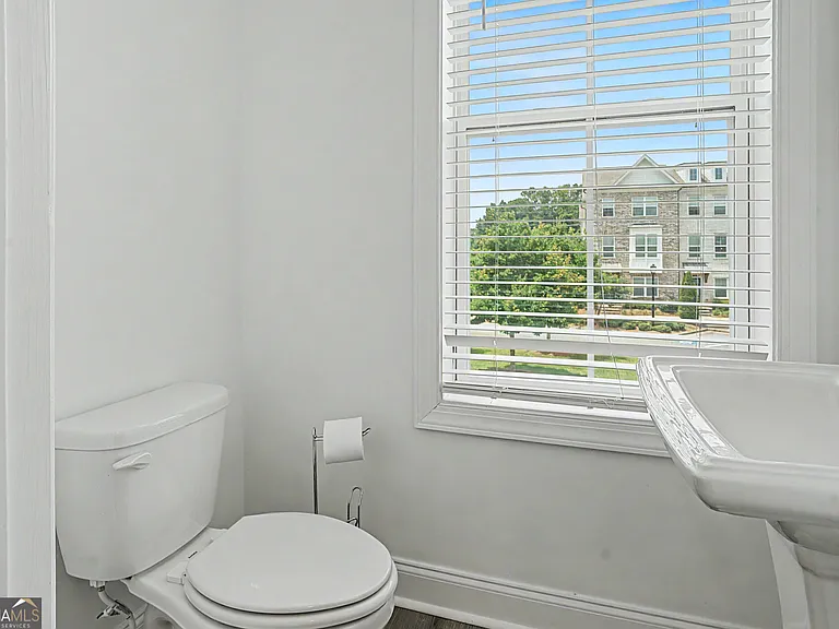 847 Angora Aly — Photo 15