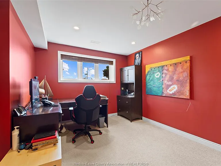 398 Poplar Dr — Photo 34