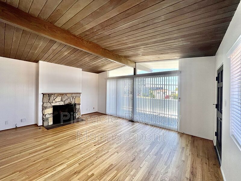 1st image of 1024 Prospect Ave