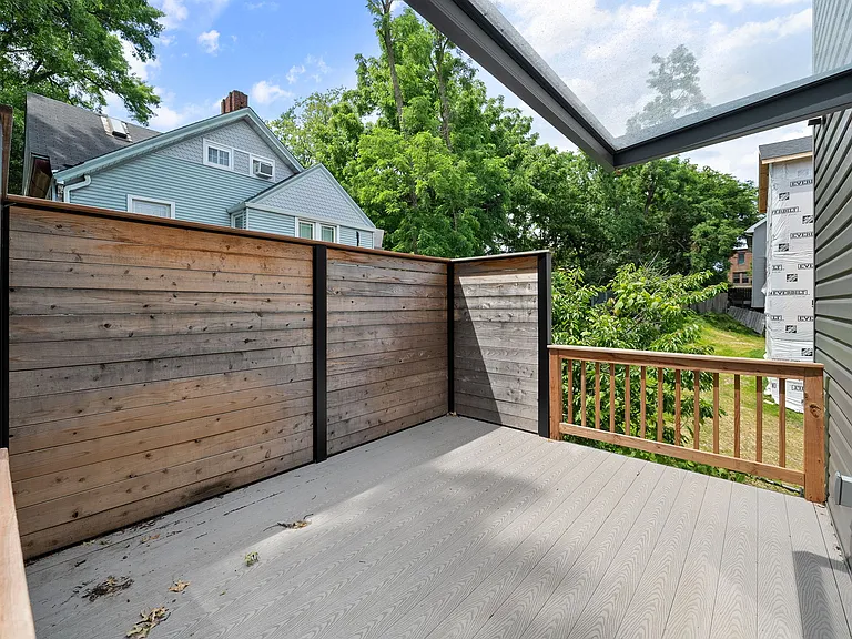 1629 Forest Ave — Photo 25