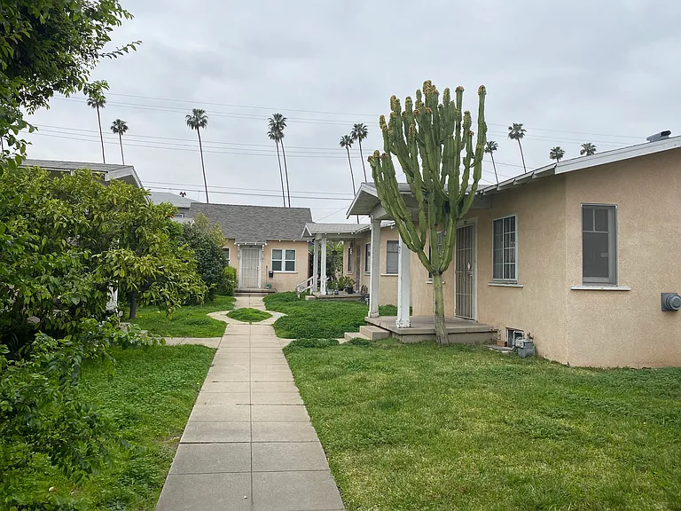 111 S Olive Ave #3 — Photo 3