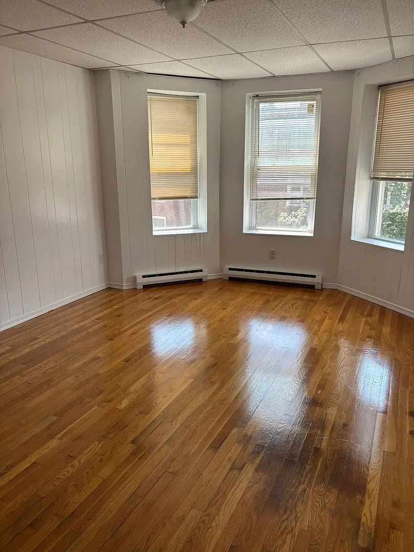 Brighton 1-Bedroom | Minutes from the Green Line — Photo 4