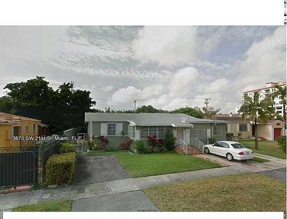 2nd image of 3670 SW 21st St