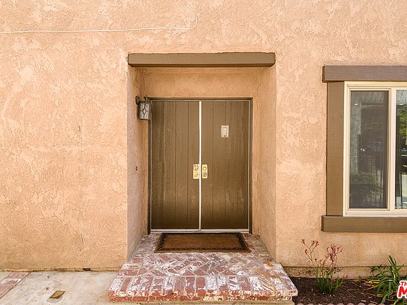 3rd image of 22023 Strathern St