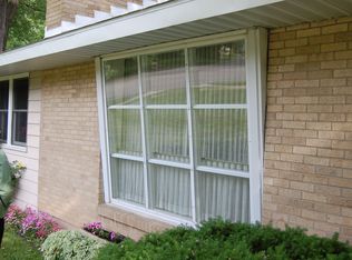 2321 Englewood Dr SE, East Grand Rapids, MI 49506