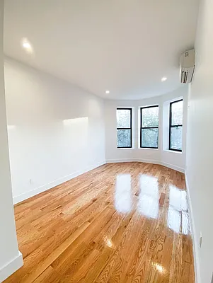 Rented by Massada Home Sales Inc | media 11