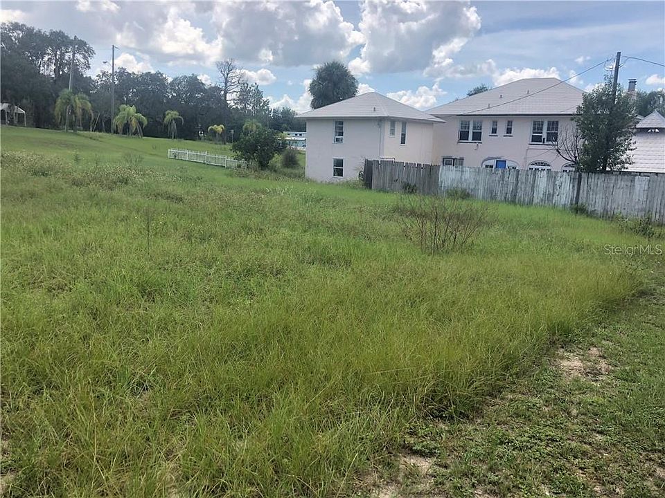 2nd image of 1020 S 10th St
