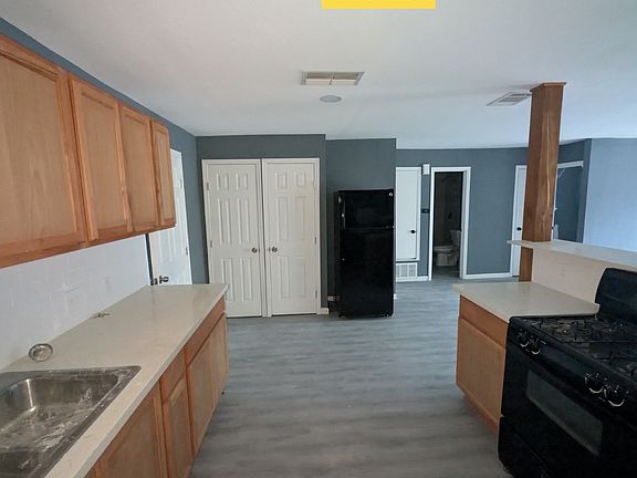 4th image of 8101 Colony Loop Dr