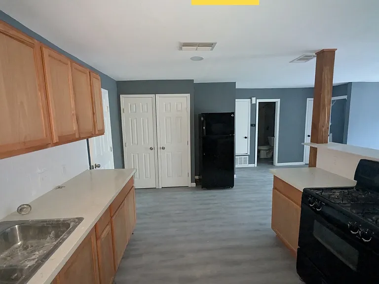 8101 Colony Loop Dr — Photo 4