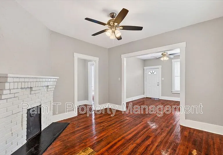 118 W 56th St — Photo 6