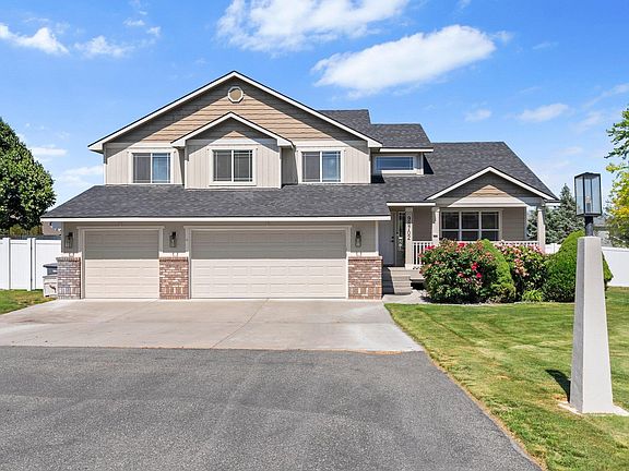 2nd image of 98702 E Brooklyn Dr