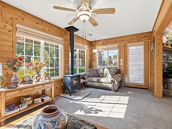 4th image of 429 Lake Ct