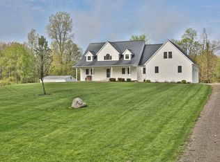 7489 Denton Hill Rd, Fenton, MI 48430