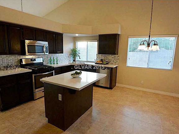 5th image of 807 Poco Valle Ct