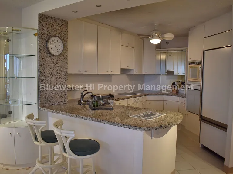 2101 Nuuanu Ave #2501 — Photo 3