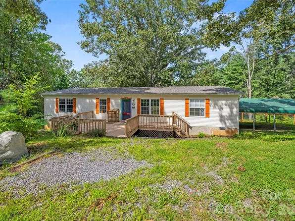 16 Vance Cemetery Rd, Weaverville, NC 28787
